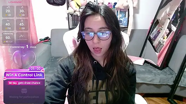 Snapshot of Maggie_Fox3 chatting on 03/29/26, 01:16 Maggie Fox3 online show from 03/29/26, 01:16