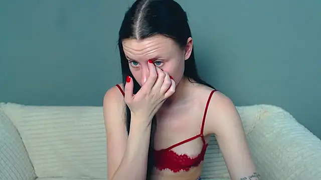 Snapshot of VikiKelt chatting on 12/11/24, 03:24 VikiKelt online show from 12/11/24, 03:24