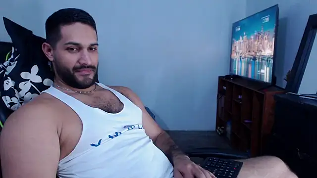 Snapshot of Alexgrey0 chatting on 01/19/25, 10:39 Alexgrey0 online show from 01/19/25, 10:39