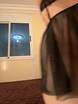 Snapshot of Emy-sexy chatting on 10/20/25, 10:21 Emy-sexy online show from 10/20/25, 10:21