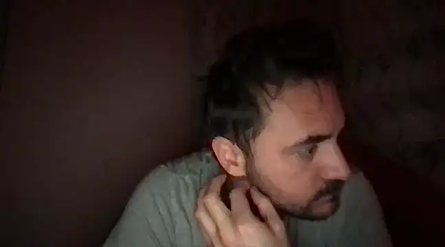 Snapshot of Consensustr chatting on 01/03/25, 10:40 Consensustr online show from 01/03/25, 10:40