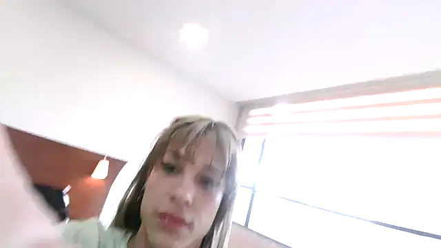 Snapshot of stormytt_ chatting on 04/19/26, 09:28 stormytt online show from 04/19/26, 09:28