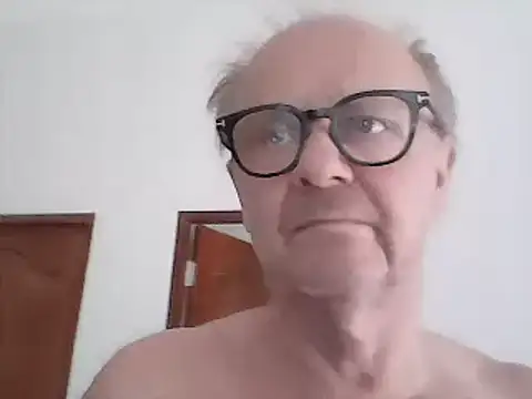 Snapshot of 58klaus chatting on 01/17/25, 05:21 58klaus online show from 01/17/25, 05:21