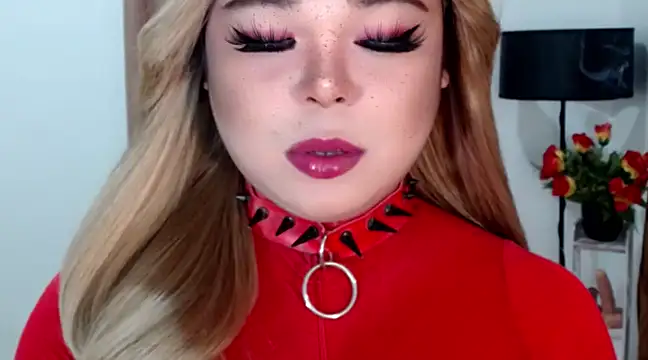 Snapshot of Mistress_DOMnicaaxx chatting on 03/16/25, 04:20 Mistress DOMnicaaxx online show from 03/16/25, 04:20