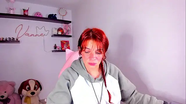 Vannessa  Shy online show from 04/29/26, 10:05