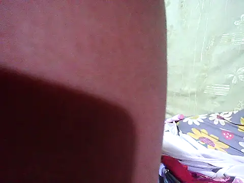 Snapshot of Alora-shine chatting on 03/19/25, 08:45 Alora-shine online show from 03/19/25, 08:45