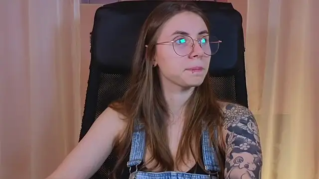  AnnaStark  online show from 01/25/25, 09:04