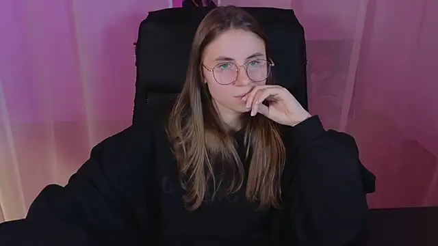  AnnaStark  online show from 02/09/25, 09:17