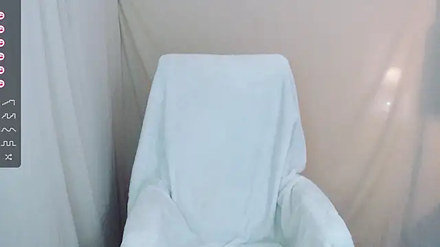 Snapshot of AkinLocal chatting on 03/22/25, 02:36 AkinLocal online show from 03/22/25, 02:36