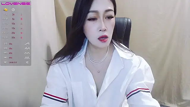 Snapshot of AkinLocal chatting on 09/09/25, 02:55 AkinLocal online show from 09/09/25, 02:55