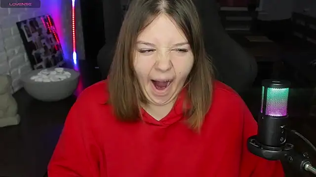 XNirvanaX online show from 10/08/25, 04:10