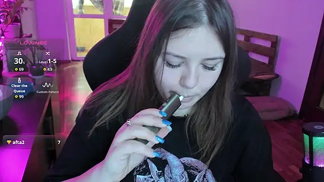 Snapshot of XNirvanaX chatting on 03/02/26, 05:08 XNirvanaX online show from 03/02/26, 05:08