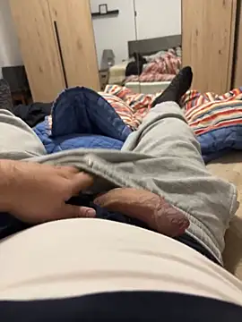 Snapshot of alex21017 chatting on 01/26/25, 09:07 alex21017 online show from 01/26/25, 09:07