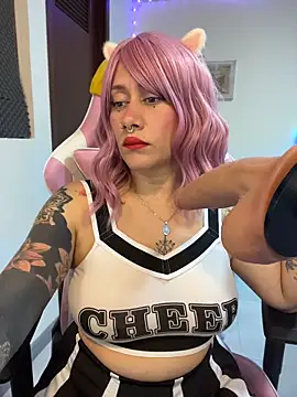 Luna Paris  online show from 05/07/26, 10:04