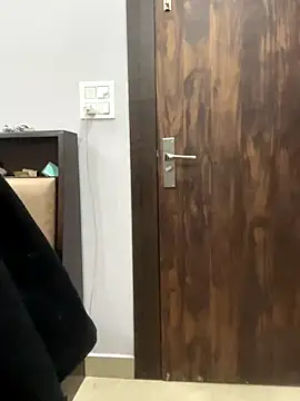 Snapshot of Beautiful_xxo chatting on 12/01/25, 07:24 Beautiful xxo online show from 12/01/25, 07:24