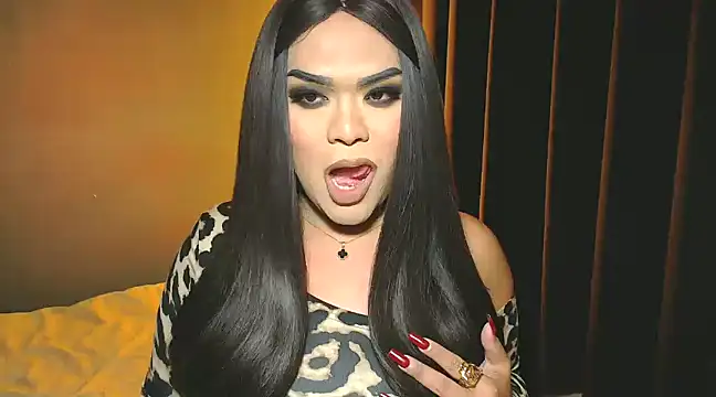 Snapshot of VictoriaEliz chatting on 12/04/24, 10:08 VictoriaEliz online show from 12/04/24, 10:08