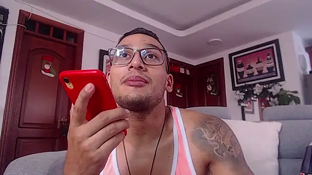 Snapshot of dvg2402 chatting on 01/03/25, 05:20 dvg2402 online show from 01/03/25, 05:20