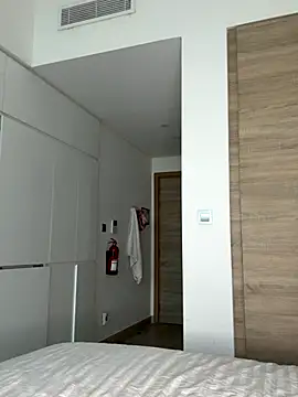 alexademie1 online show from 11/09/25, 12:47