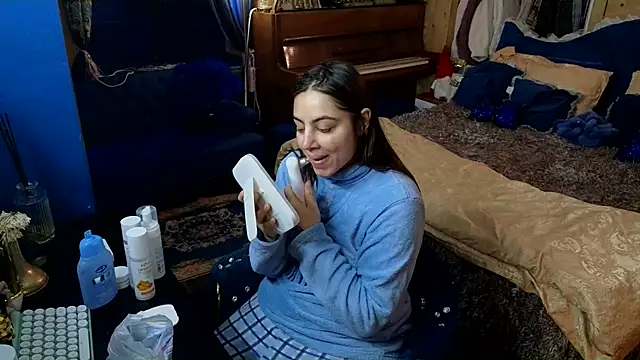 VanessaDoyle online show from 12/16/25, 02:27