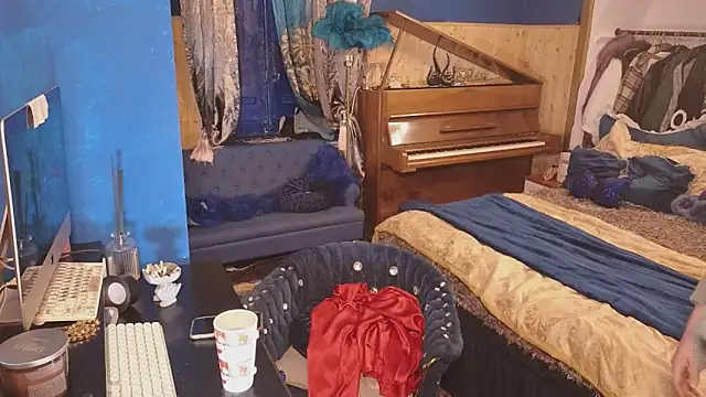 VanessaDoyle online show from 01/05/26, 08:34