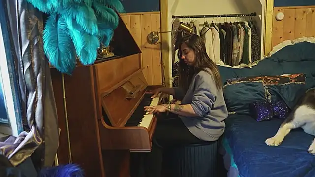 VanessaDoyle online show from 05/01/26, 04:55