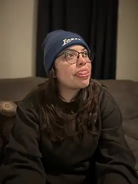 drizzypeach602 online show from 10/24/25, 05:15