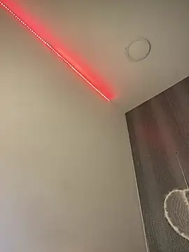 Amira Milker online show from 12/15/24, 03:09