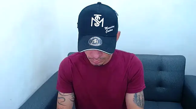 Snapshot of sebas_bigcock69 chatting on 01/12/25, 08:04 sebas bigcock69 online show from 01/12/25, 08:04