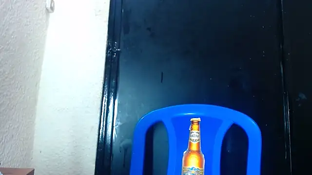 Snapshot of sebas_bigcock69 chatting on 03/03/25, 08:05 sebas bigcock69 online show from 03/03/25, 08:05