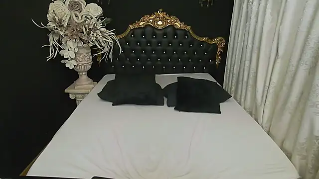 MichaelaDark online show from 02/02/25, 04:26