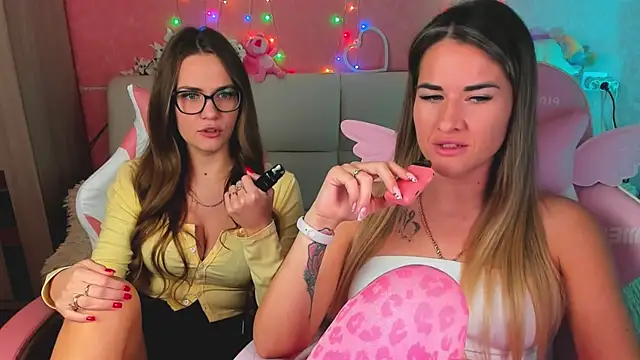 ivannatompsonnn online show from 05/13/26, 03:15
