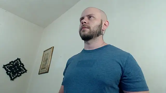 Snapshot of TONY_WHITE_7 chatting on 03/07/26, 12:18 TONY WHITE 7 online show from 03/07/26, 12:18