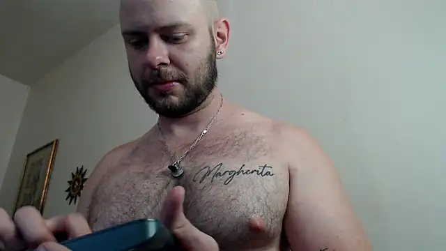 Snapshot of TONY_WHITE_7 chatting on 03/07/26, 07:22 TONY WHITE 7 online show from 03/07/26, 07:22