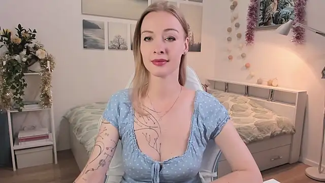 MissRightX online show from 11/12/25, 10:15