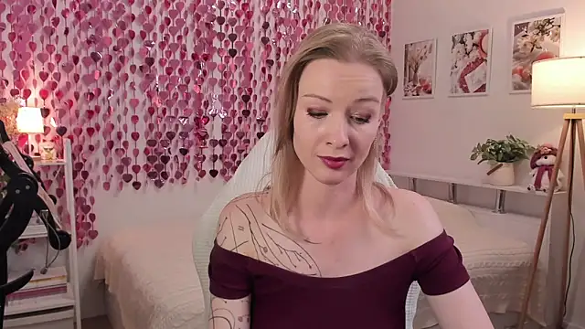 MissRightX online show from 06/21/26, 09:45