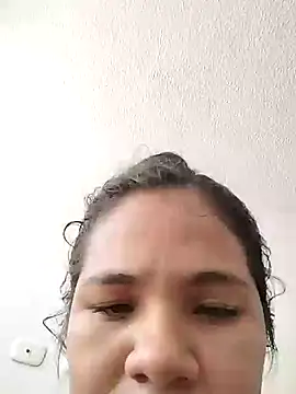 Snapshot of Van3orgasm4me chatting on 01/01/25, 04:50 Van3orgasm4me online show from 01/01/25, 04:50