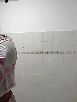 Snapshot of Van3orgasm4me chatting on 03/14/25, 04:30 Van3orgasm4me online show from 03/14/25, 04:30