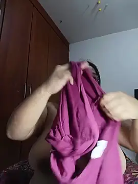 Snapshot of Van3orgasm4me chatting on 10/20/25, 09:15 Van3orgasm4me online show from 10/20/25, 09:15