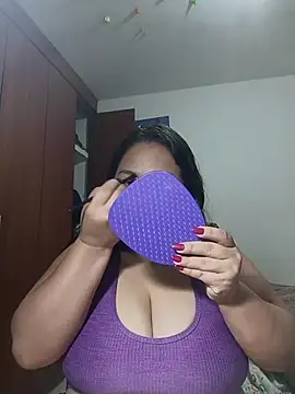 Snapshot of Van3orgasm4me chatting on 01/14/26, 06:30 Van3orgasm4me online show from 01/14/26, 06:30