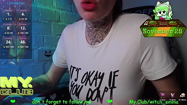 Witch Emma online show from 11/28/25, 03:58