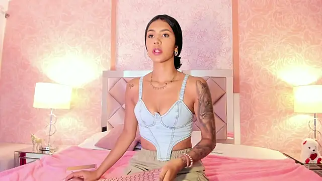 AntonellaRossi online show from 09/11/25, 07:36