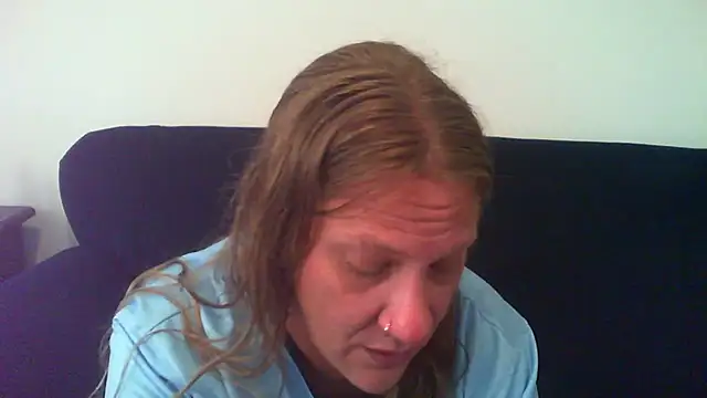 Snapshot of BubblegumCj chatting on 02/15/26, 08:02 BubblegumCj online show from 02/15/26, 08:02