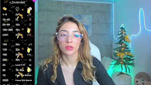 Snapshot of barbie_scoth_ chatting on 12/22/24, 10:15 barbie scoth  online show from 12/22/24, 10:15