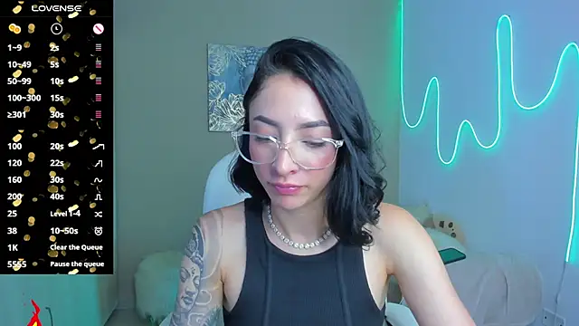 Snapshot of barbie_scoth_ chatting on 10/23/25, 07:56 barbie scoth  online show from 10/23/25, 07:56