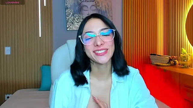 Snapshot of barbie_scoth_ chatting on 06/28/26, 04:40 barbie scoth online show from 06/28/26, 04:40