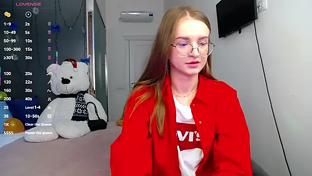 KateJonson online show from 03/21/25, 08:28