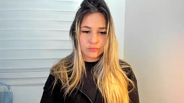 Snapshot of Lana_Sofia1 chatting on 04/24/26, 02:25 Lana Sofia1 online show from 04/24/26, 02:25