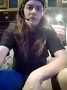 Snapshot of truckerlove69 chatting on 02/19/25, 03:17 truckerlove69 online show from 02/19/25, 03:17