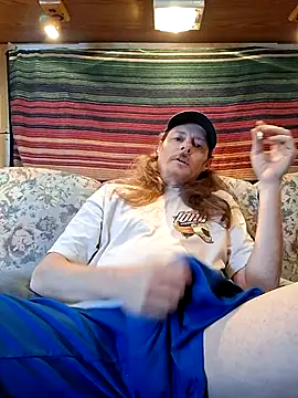 Snapshot of truckerlove69 chatting on 01/15/26, 04:33 truckerlove69 online show from 01/15/26, 04:33