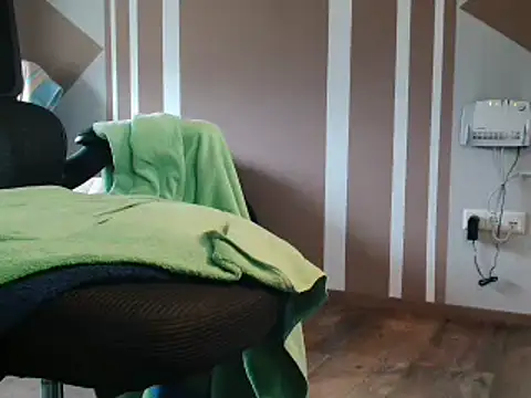 suedel65 online show from 02/22/25, 02:19